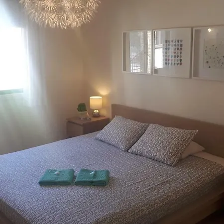 Corinthia Premium Apt - A Jewel Next To The Sea Апартаменты