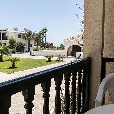 Corinthia Premium Apt - A Jewel Next To The Sea Appartamento Pyla